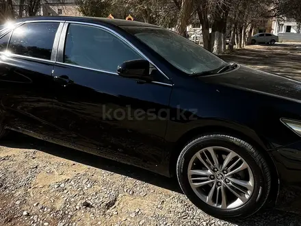 Toyota Camry 2014 года за 10 000 000 тг. в Кульсары – фото 3