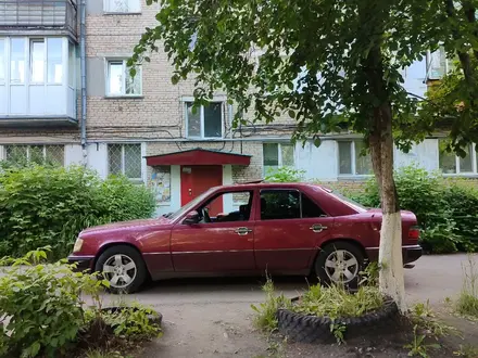 Mercedes-Benz E 260 1990 года за 1 900 000 тг. в Петропавловск – фото 14