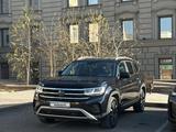 Volkswagen Teramont 2021 года за 22 500 000 тг. в Караганда