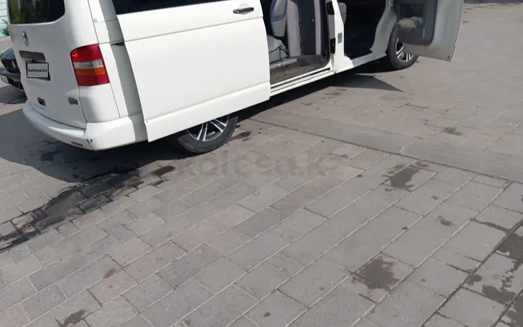 Volkswagen Transporter 2007 годаfor5 800 000 тг. в Алматы