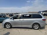 Toyota Sienna 2020 года за 14 000 000 тг. в Тараз – фото 2