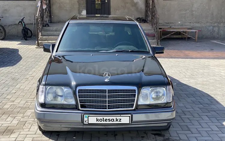 Mercedes-Benz E 200 1994 года за 1 850 000 тг. в Алматы