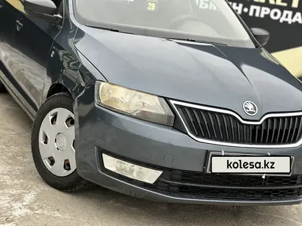 Skoda Rapid 2014 года за 3 700 000 тг. в Атырау – фото 2