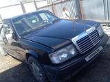 Mercedes-Benz E 260 1990 годаүшін1 400 000 тг. в Шар – фото 2