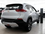 Chevrolet Tracker Premier 2025 года за 10 740 000 тг. в Петропавловск – фото 2