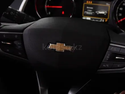 Chevrolet Tracker Premier 2025 года за 10 740 000 тг. в Петропавловск – фото 10