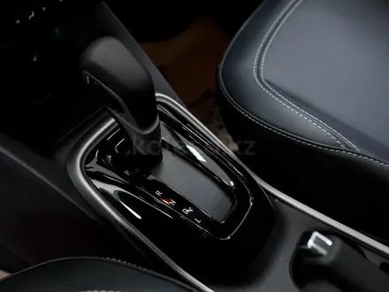 Chevrolet Tracker Premier 2025 года за 10 740 000 тг. в Петропавловск – фото 5
