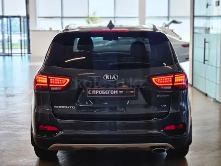 Kia Sorento 2019 года за 10 000 000 тг. в Астана – фото 5