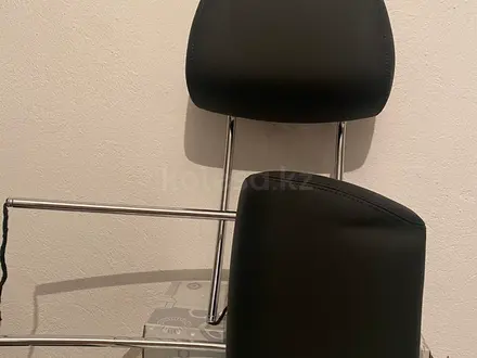 Новые в коробке подголовники оригинал на G класс W463 за 150 000 тг. в Астана