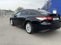 Toyota Camry 2018 года за 14 400 000 тг. в Алматы – фото 4