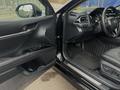 Toyota Camry 2018 года за 14 400 000 тг. в Алматы – фото 12