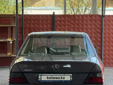 Mercedes-Benz E 300 1993 года за 3 000 000 тг. в Алматы – фото 17