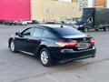 Toyota Camry 2018 года за 10 000 000 тг. в Астана – фото 4
