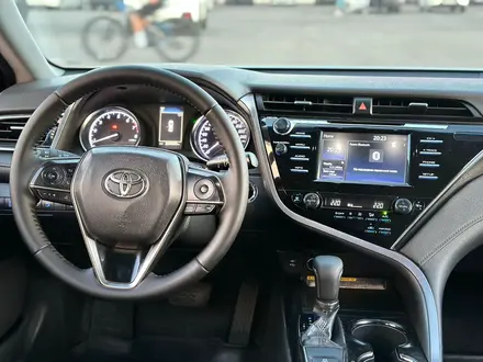 Toyota Camry 2018 года за 10 000 000 тг. в Астана – фото 6