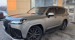 Lexus LX 600 2023 годаfor75 000 000 тг. в Алматы