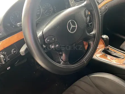 Mercedes-Benz E 350 2007 года за 7 300 000 тг. в Петропавловск – фото 10