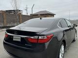 Lexus ES 300h 2014 года за 7 300 000 тг. в Атырау – фото 5