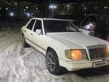 Mercedes-Benz E 250 1987 года за 750 000 тг. в Кокшетау – фото 2