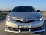 Toyota Camry 2012 года за 7 950 000 тг. в Шымкент – фото 2