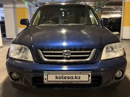 Honda CR-V 2001 года за 2 900 000 тг. в Алматы – фото 5