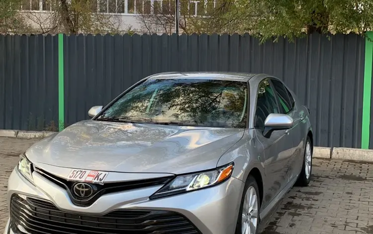 Toyota Camry 2019 года за 9 700 000 тг. в Уральск