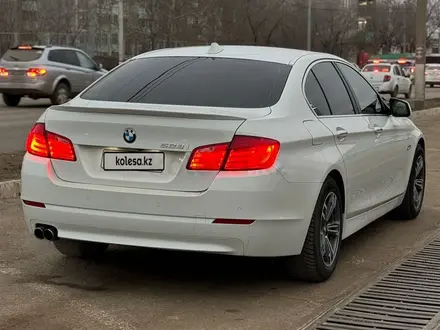 BMW 528 2011 года за 7 200 000 тг. в Уральск – фото 2