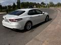 Toyota Camry 2018 года за 14 500 000 тг. в Тараз – фото 4