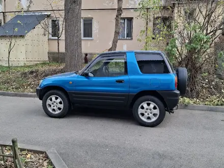 Toyota RAV4 1996 года за 2 800 000 тг. в Алматы