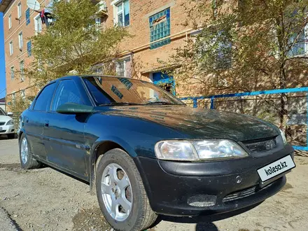 Opel Vectra 1998 года за 1 000 000 тг. в Атырау – фото 4