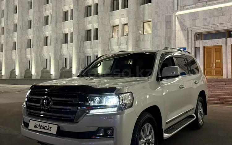 Toyota Land Cruiser 2019 годаfor42 000 000 тг. в Алматы