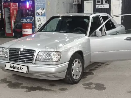 Mercedes-Benz E 230 1990 года за 800 000 тг. в Шымкент – фото 6