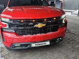 Chevrolet Silverado 2021 года за 29 000 000 тг. в Алматы – фото 3