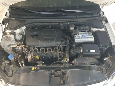 Hyundai Elantra 2018 года за 6 700 000 тг. в Алматы – фото 10