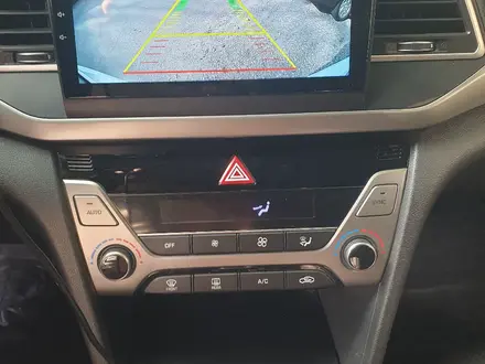 Hyundai Elantra 2018 года за 6 700 000 тг. в Алматы – фото 13