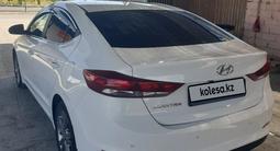 Hyundai Elantra 2018 годаүшін6 700 000 тг. в Алматы – фото 4