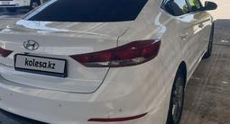 Hyundai Elantra 2018 годаүшін6 700 000 тг. в Алматы – фото 5