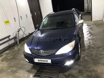 Toyota Camry 2003 года за 4 300 000 тг. в Актобе – фото 4