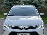 Toyota Camry 2017 годаүшін12 900 000 тг. в Шымкент – фото 5