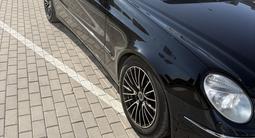 Mercedes-Benz E 320 2003 года за 4 600 000 тг. в Астана – фото 3