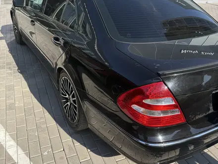 Mercedes-Benz E 320 2003 года за 4 600 000 тг. в Астана – фото 5