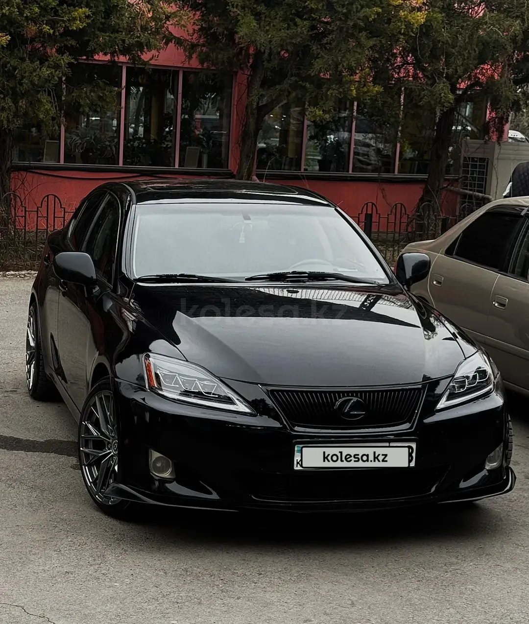 Lexus is-250, 2006