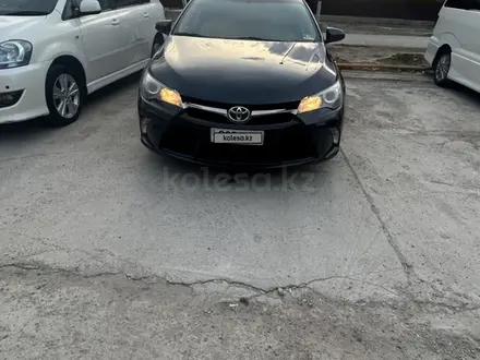 Toyota Camry 2016 года за 6 500 000 тг. в Атырау – фото 13