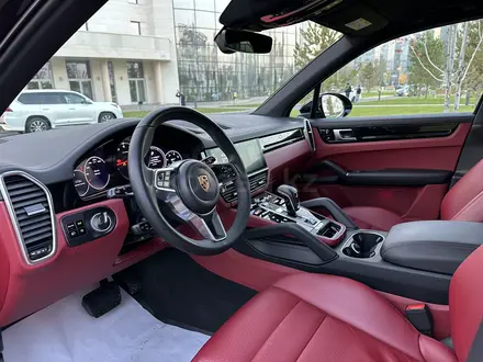 Porsche Cayenne 2018 года за 42 000 000 тг. в Алматы – фото 5