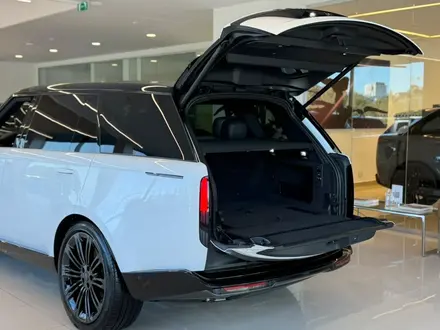 Land Rover Range Rover Autobiography 2026 года за 142 277 000 тг. в Костанай – фото 10