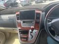 Toyota Alphard 2005 годаүшін4 800 000 тг. в Атырау