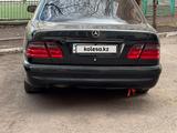 Mercedes-Benz E 320 1998 года за 2 900 000 тг. в Астана – фото 3