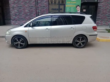 Toyota Avensis Verso 2003 года за 4 100 000 тг. в Астана