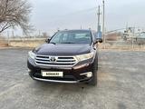 Toyota Highlander 2013 года за 12 800 000 тг. в Тараз