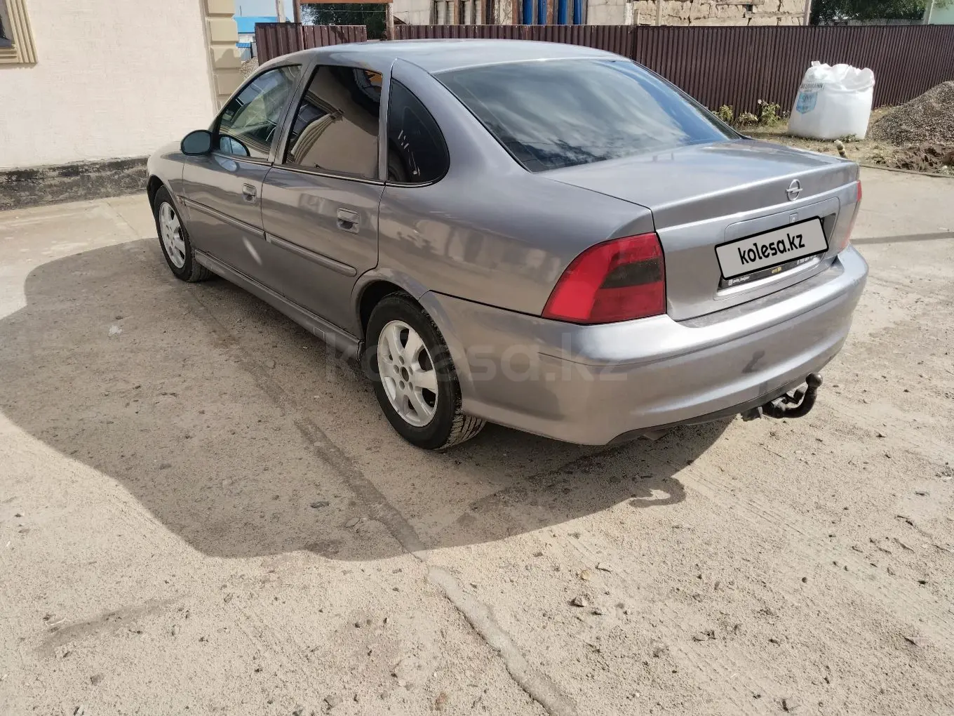 Opel Vectra, 2001