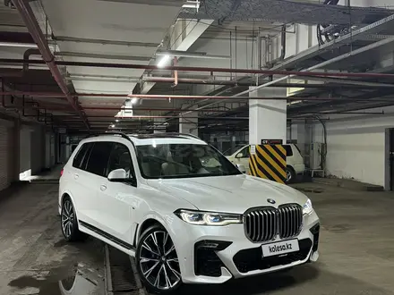 BMW X7 2020 года за 40 000 000 тг. в Астана